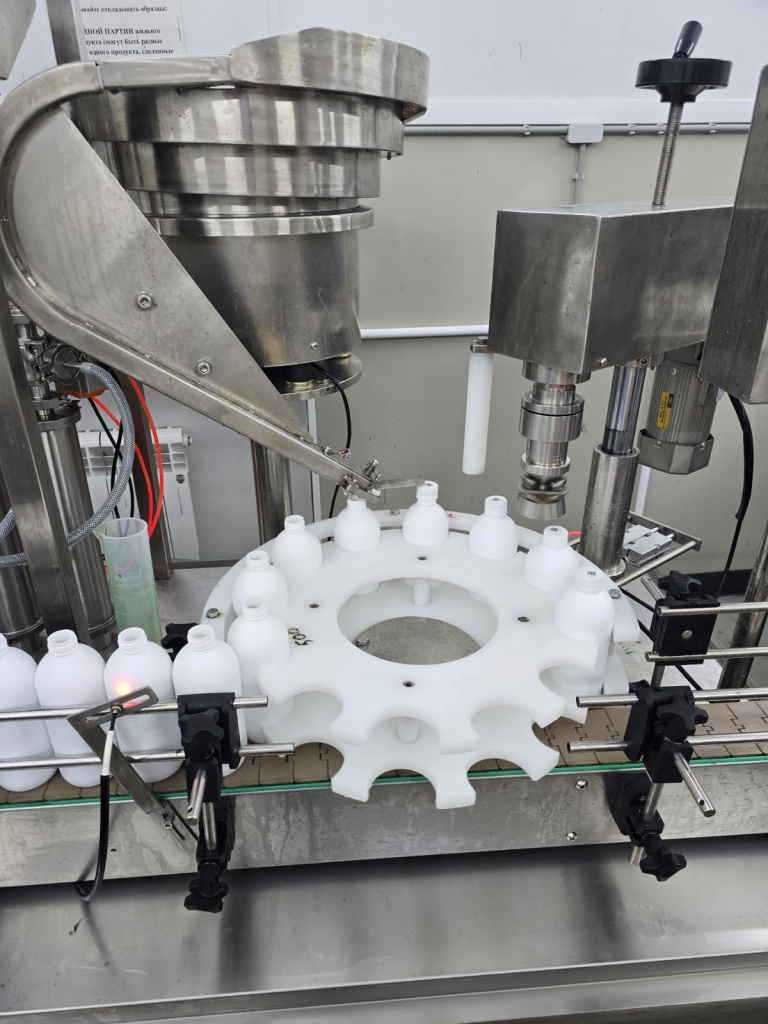 Моноблок розлива и закрутки.jpg